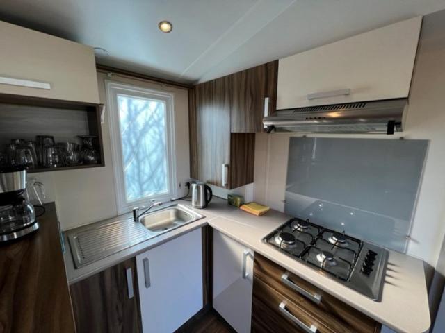 Chalet Kajuit 418 Op 5 Sterren Camping Bergumermeer Hotel Suameer Exterior photo